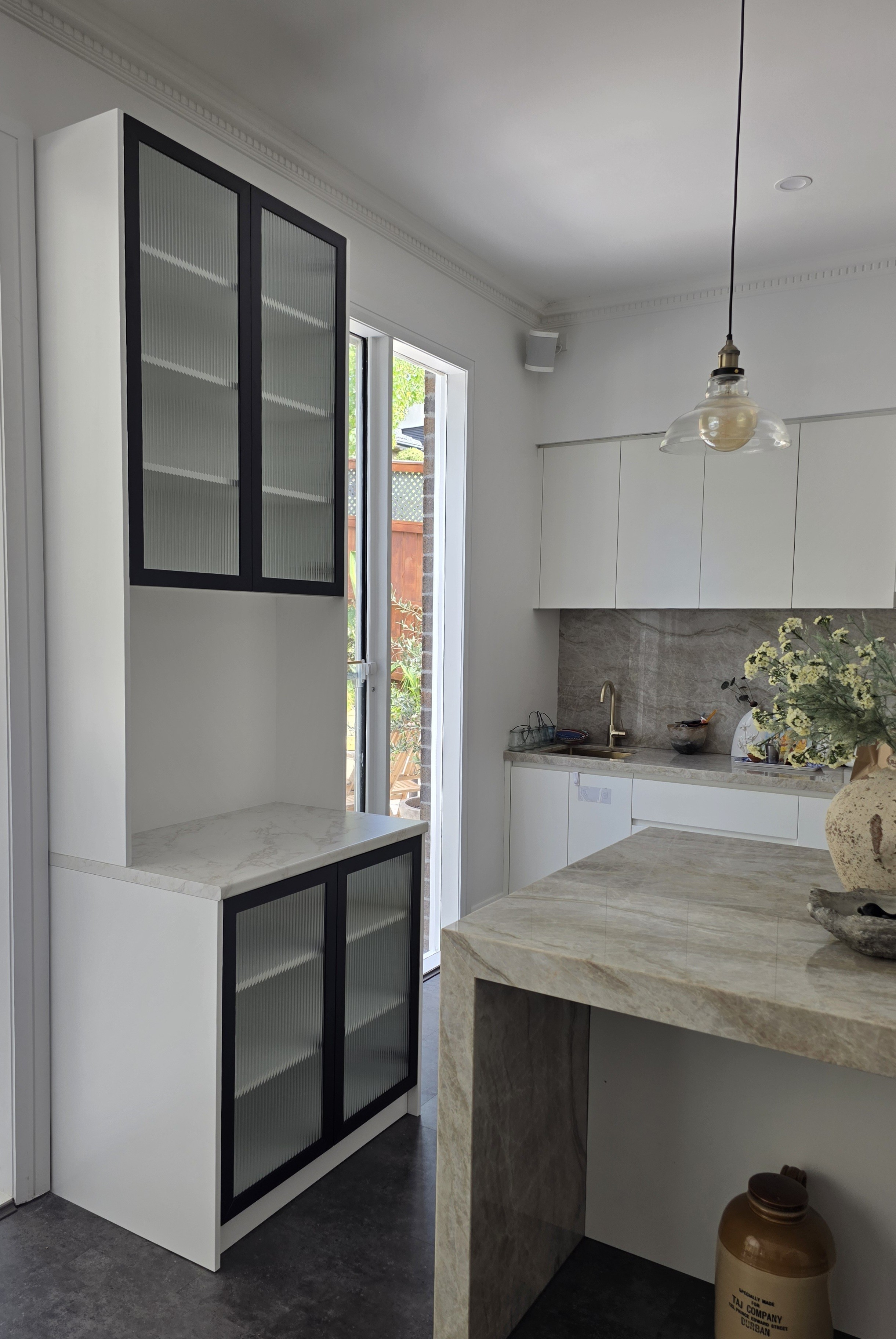 Custom kitchen cabinetry finish by Cabimate