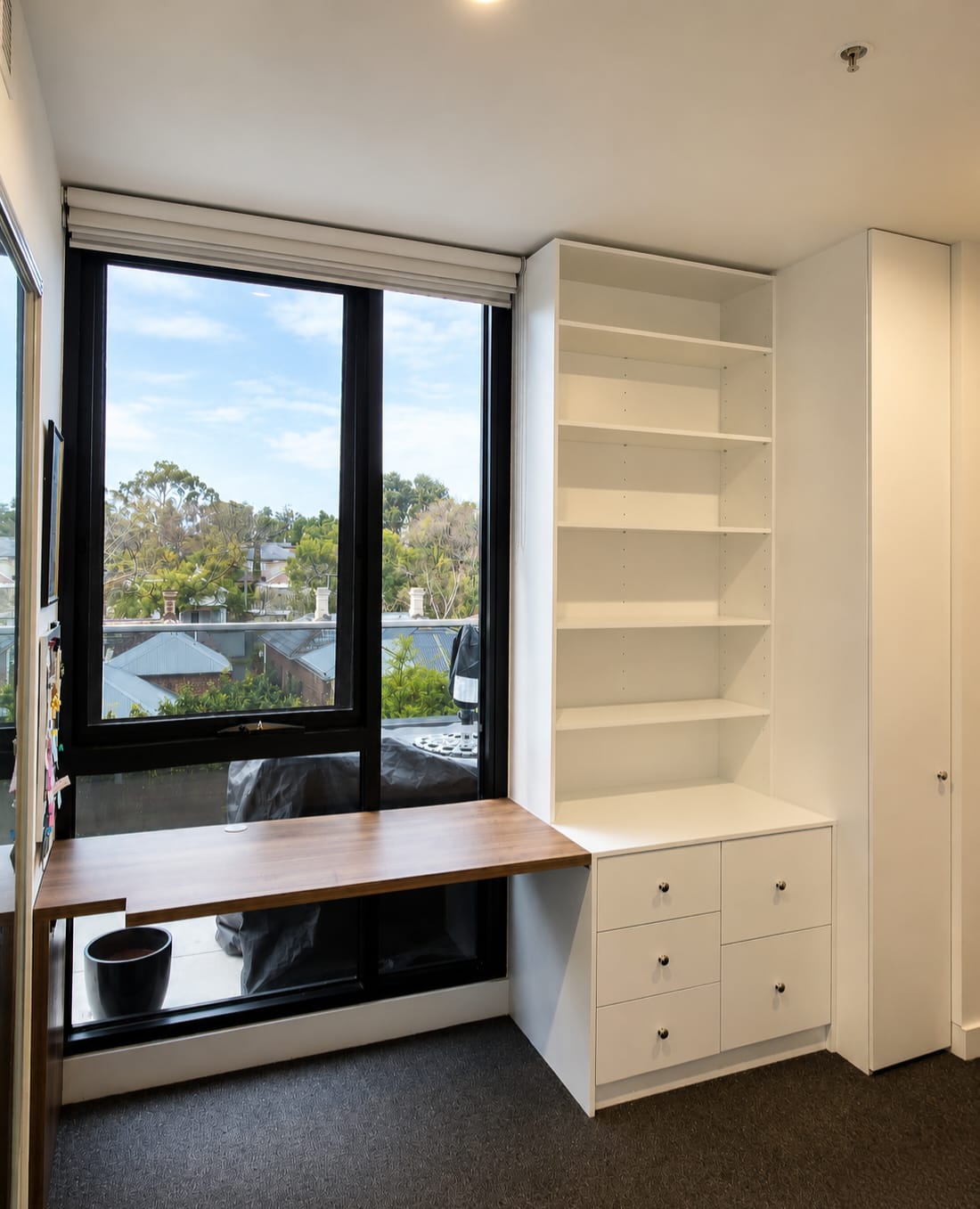 Custom home office cabinetry and shelving in a Melbourne home